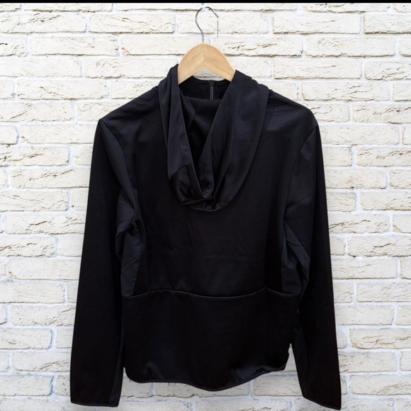 NWT ASICS Mens Knit Grid FLC QTR Zip Pullover Hoodie - Black Size Small - Picture 2 of 6